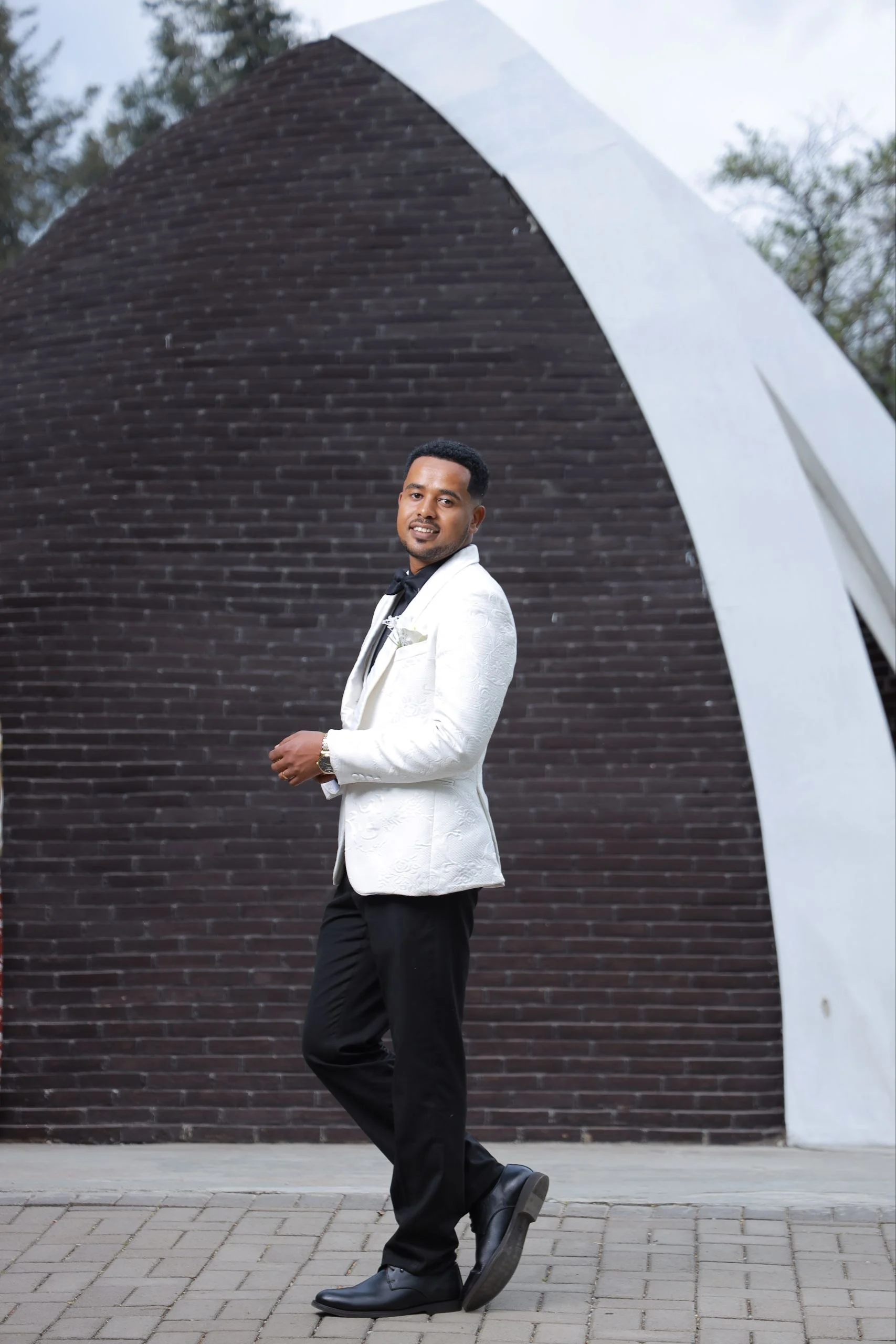 Jarra - The Groom